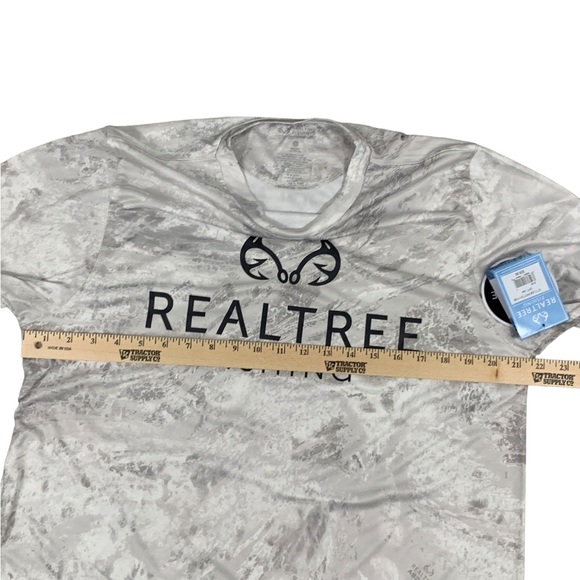 ❤️ NWT RealTree Fishing Shirt Short Sleeve Grey White Round Collar - Picture 3 of 7